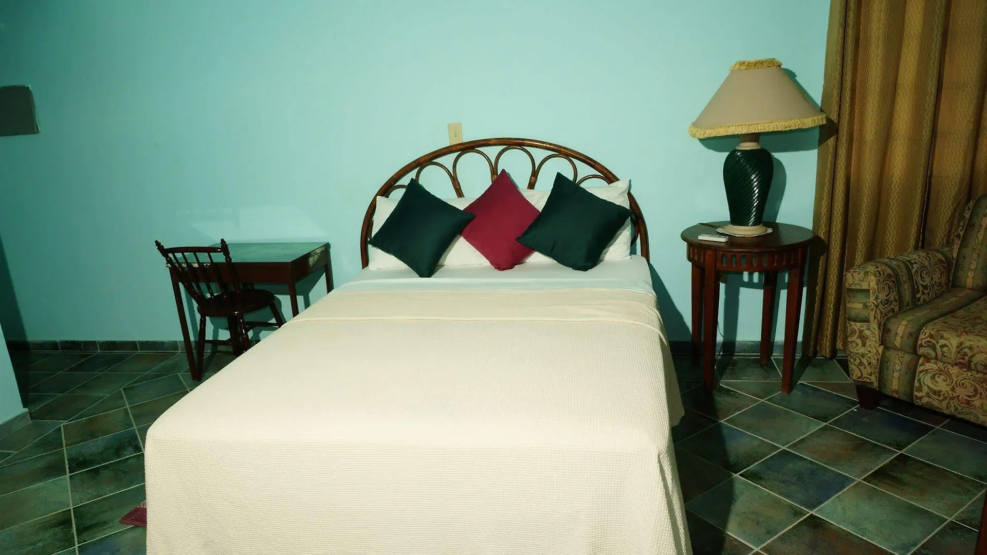 Aparthotel Lamblion Holiday Apartment Freemans